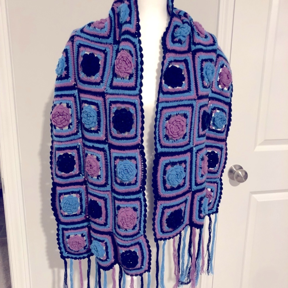 AE Outfitters Knit Scarf - Picture 4 of 7